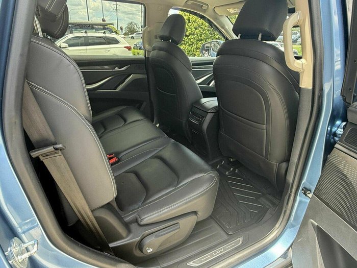 2022 LDV D90 Executive