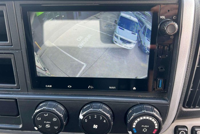 2022 Fuso Canter 515 White