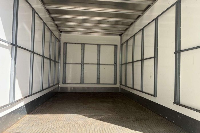 2022 Fuso Canter 515 White