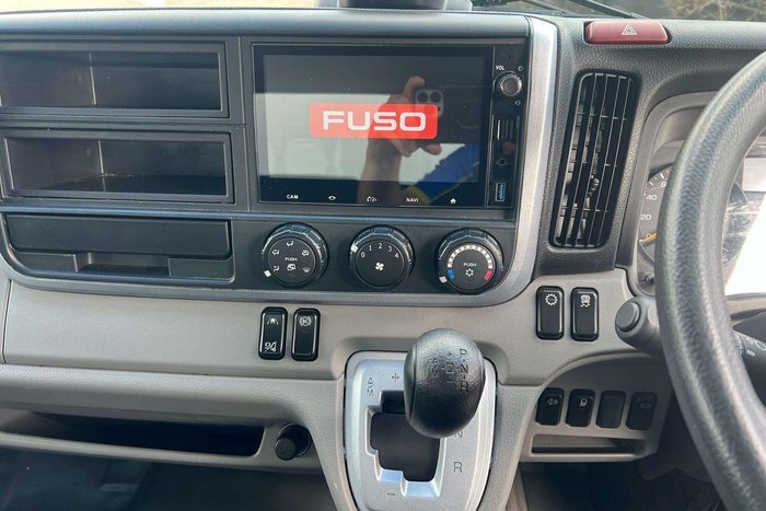 2022 Fuso Canter 515 White