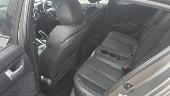 2014 Hyundai Veloster SR Turbo