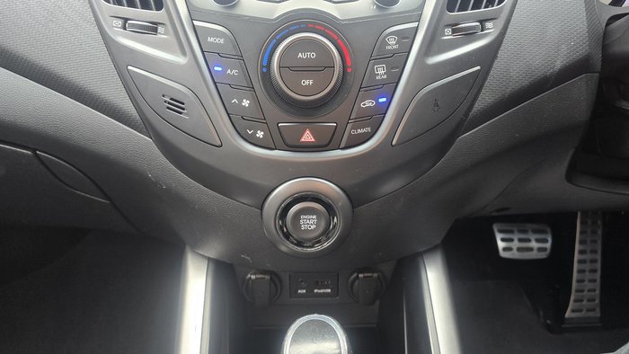 2014 Hyundai Veloster SR Turbo