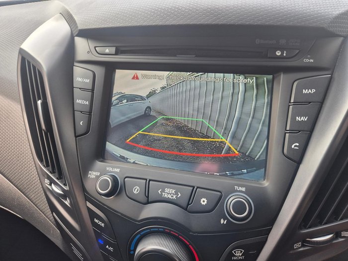 2014 Hyundai Veloster SR Turbo