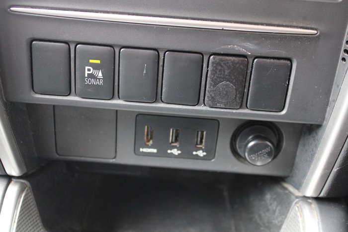 2019 Mitsubishi Triton GLX+