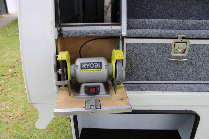 2019 Mitsubishi Triton GLX+