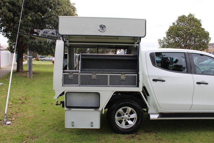 2019 Mitsubishi Triton GLX+