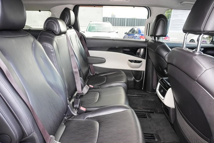 2021 Kia Carnival Platinum