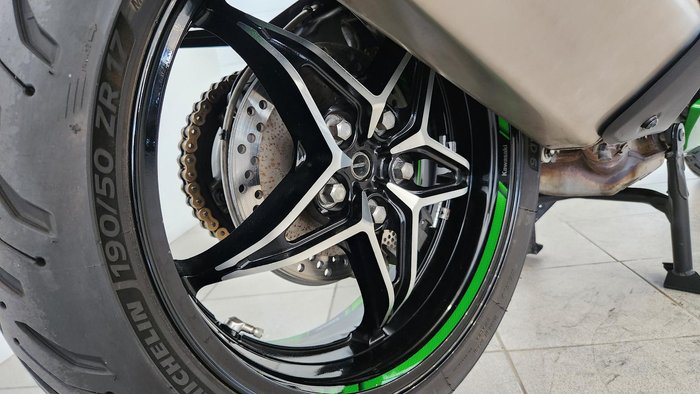 2018 Kawasaki Ninja H2 SX SE (ZX10002B) Ninja H2 Green