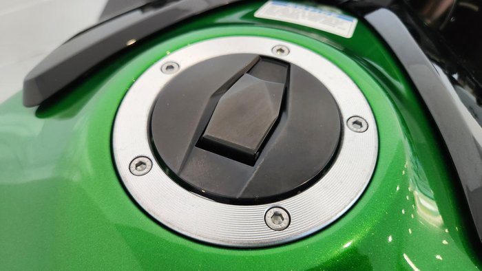 2018 Kawasaki Ninja H2 SX SE (ZX10002B) Ninja H2 Green