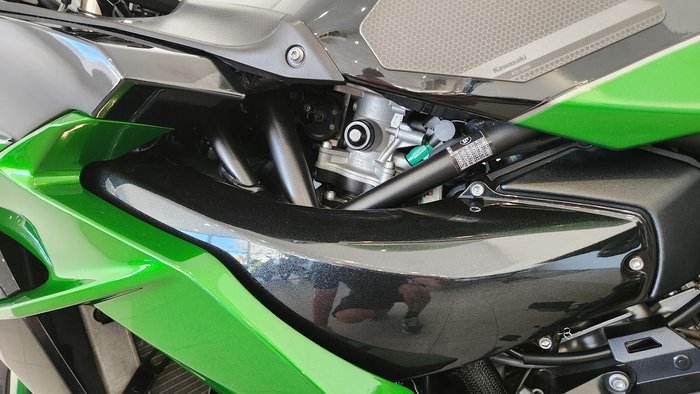 2018 Kawasaki Ninja H2 SX SE (ZX10002B) Ninja H2 Green
