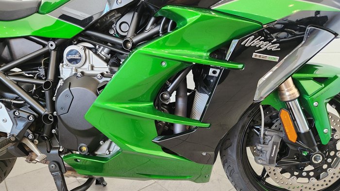2018 Kawasaki Ninja H2 SX SE (ZX10002B) Ninja H2 Green