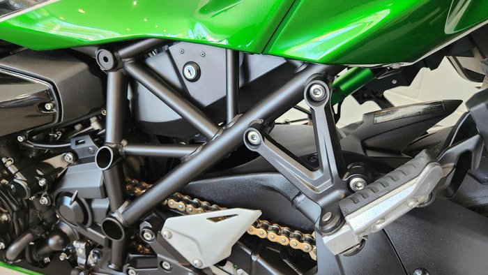 2018 Kawasaki Ninja H2 SX SE (ZX10002B) Ninja H2 Green