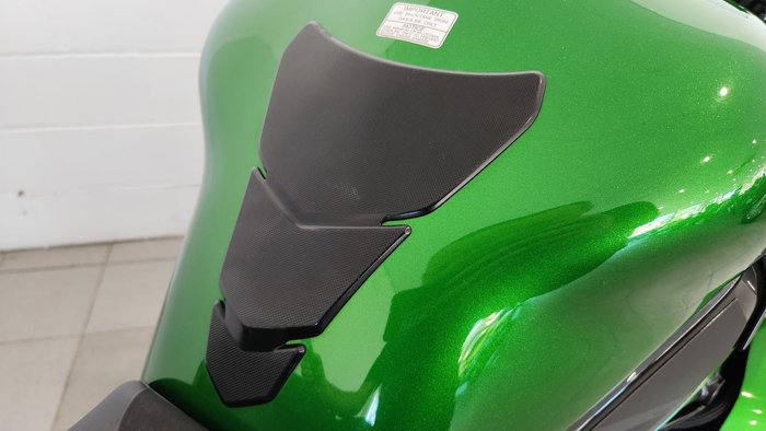 2018 Kawasaki Ninja H2 SX SE (ZX10002B) Ninja H2 Green