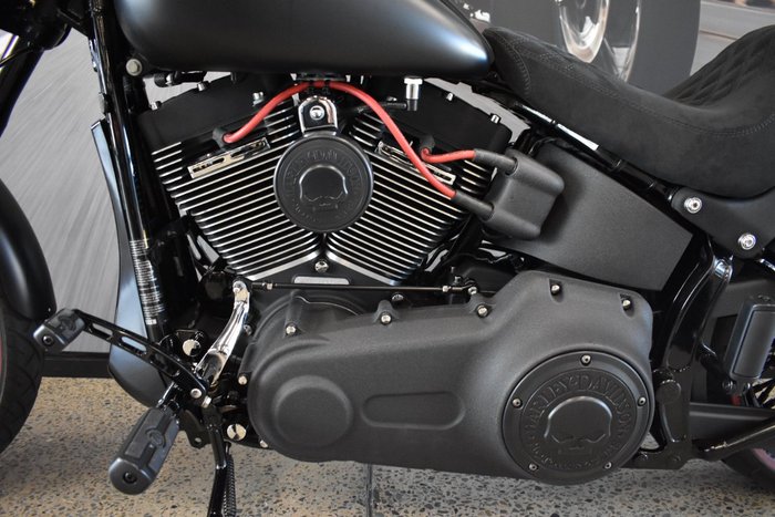 2009 Harley-davidson FXSTB NIGHT TRAIN BLACK