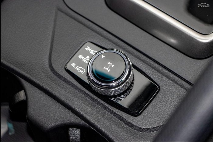 2025 KGM Musso Advance