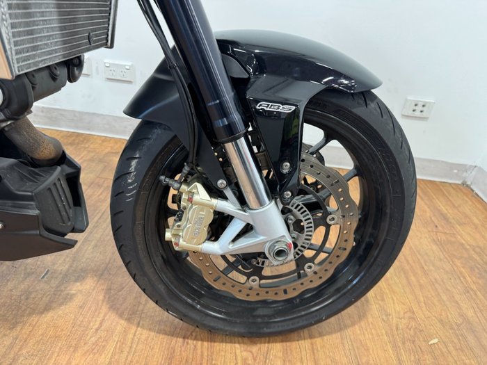 2012 Aprilia SHIVER SPORT WHITE