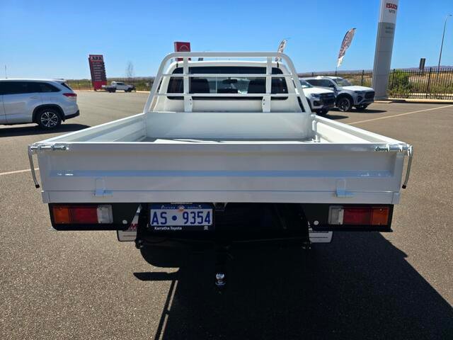 2018 Toyota Hilux 4X4 2.8L DSL D/C/C 6AT SR Glacier White