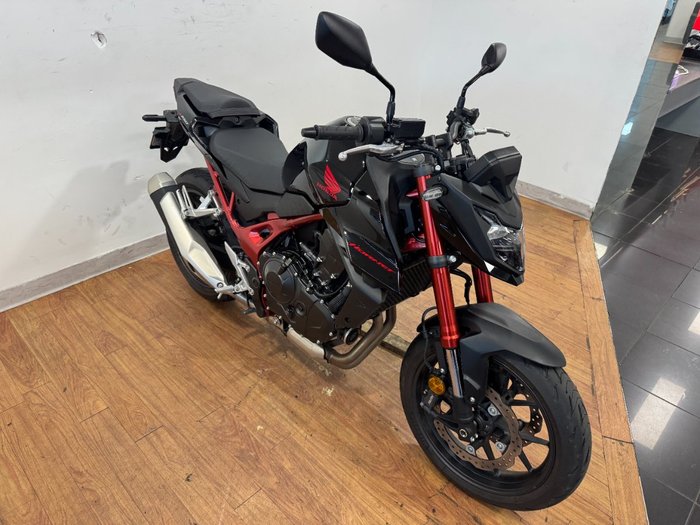 2024 Honda CB750 (HORNET) Black