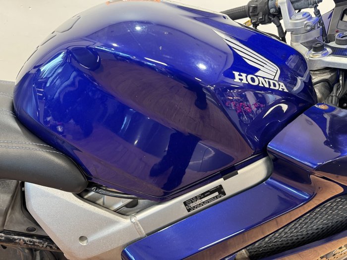 2004 Honda VFR800F (VFR800Fi) BLUE