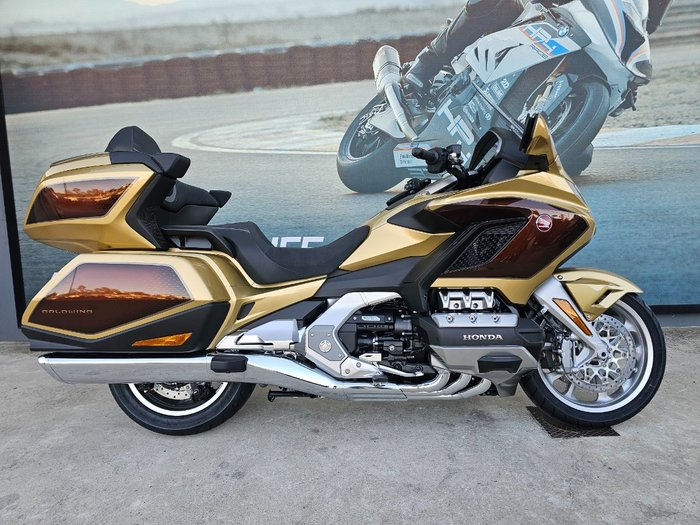 2025 Honda GL1800DA ABS GOLDWING TOUR PRE GOLD