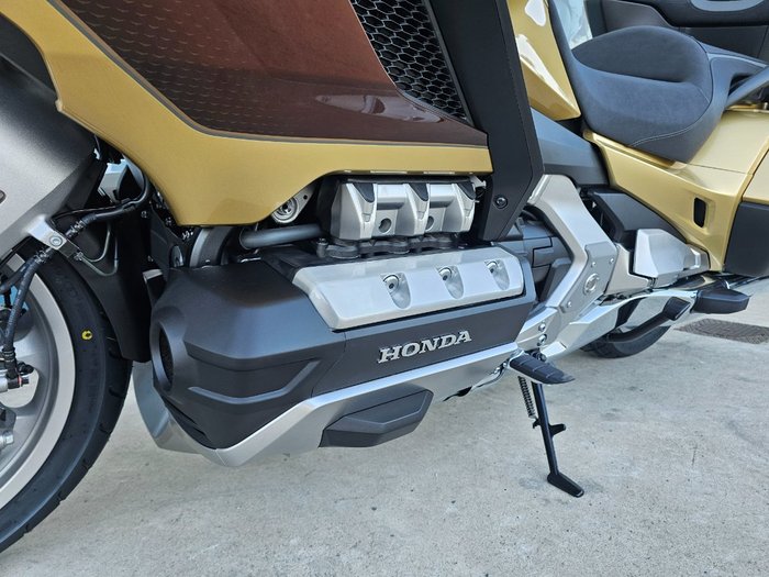 2025 Honda GL1800DA ABS GOLDWING TOUR PRE GOLD