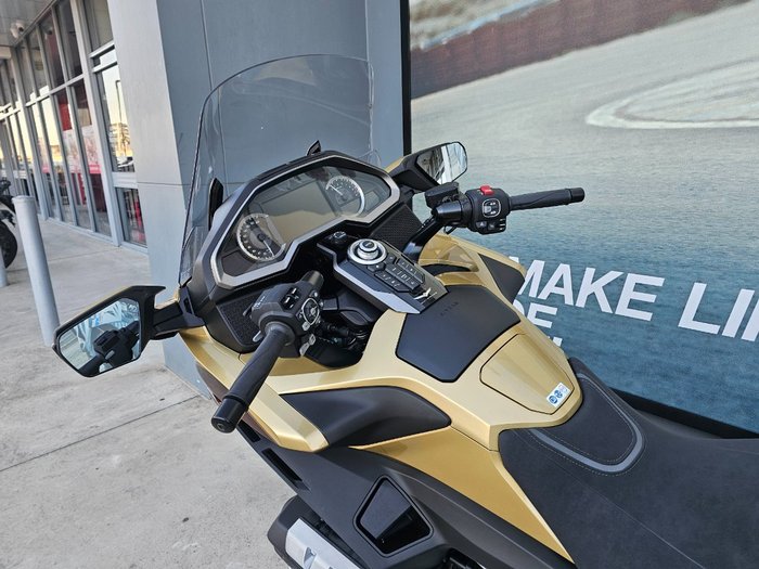 2025 Honda GL1800DA ABS GOLDWING TOUR PRE GOLD