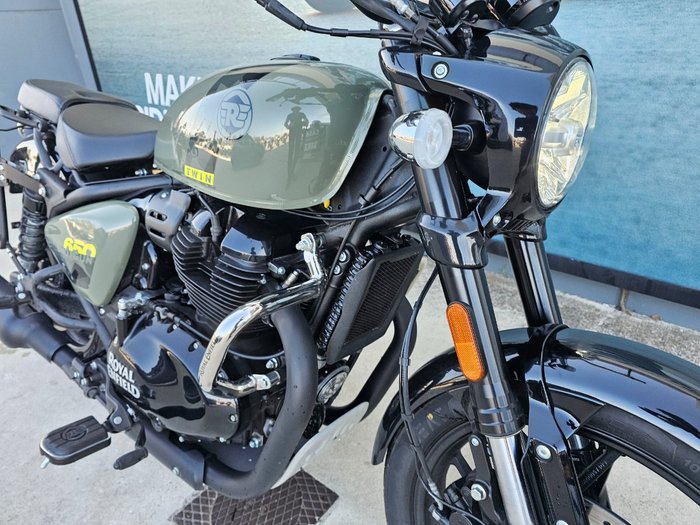 2025 ROYAL ENFIELD (SEE ALSO ENFIEL SHOTGUN 650 Green