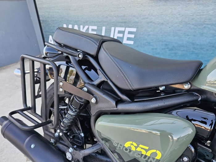 2025 ROYAL ENFIELD (SEE ALSO ENFIEL SHOTGUN 650 Green