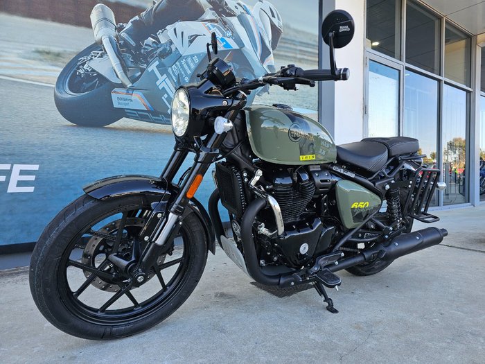 2025 ROYAL ENFIELD (SEE ALSO ENFIEL SHOTGUN 650 Green