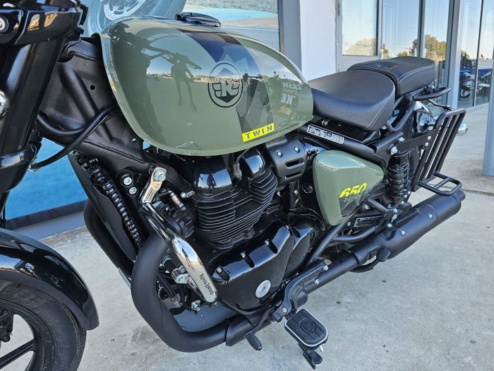 2025 ROYAL ENFIELD (SEE ALSO ENFIEL SHOTGUN 650 Green