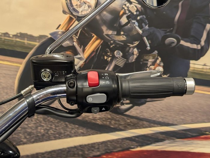 2025 Triumph Bonneville Speedmaster Speedmaster Blue