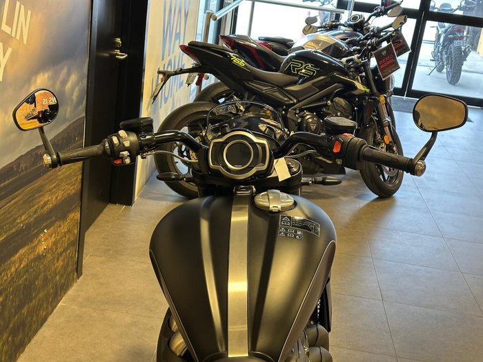 2025 Triumph Rocket 3 GT Storm Rocket