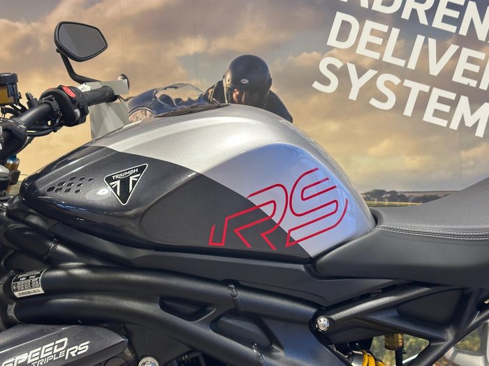 2025 Triumph Speed Triple RS 1200 Speed Triple Black