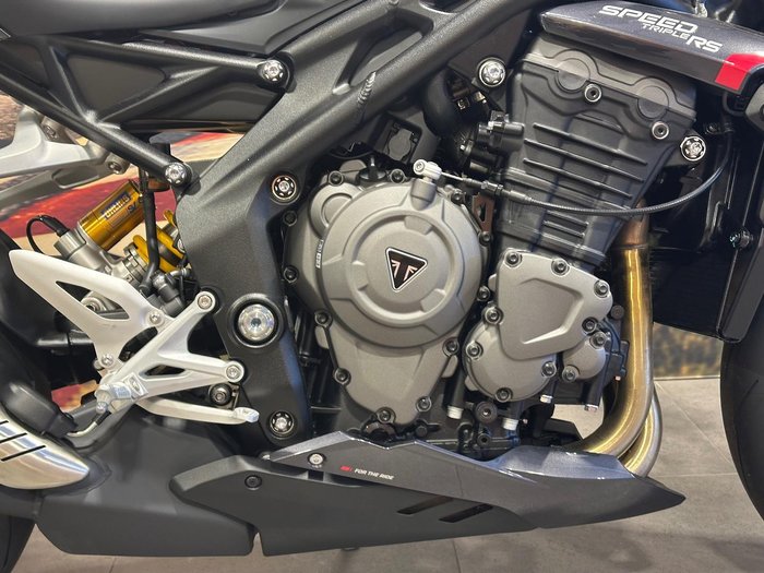 2025 Triumph Speed Triple RS 1200 Speed Triple Black