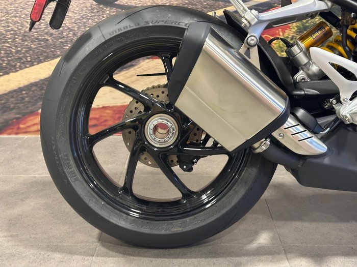 2025 Triumph Speed Triple RS 1200 Speed Triple Black