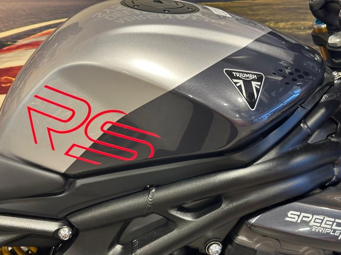 2025 Triumph Speed Triple RS 1200 Speed Triple Black