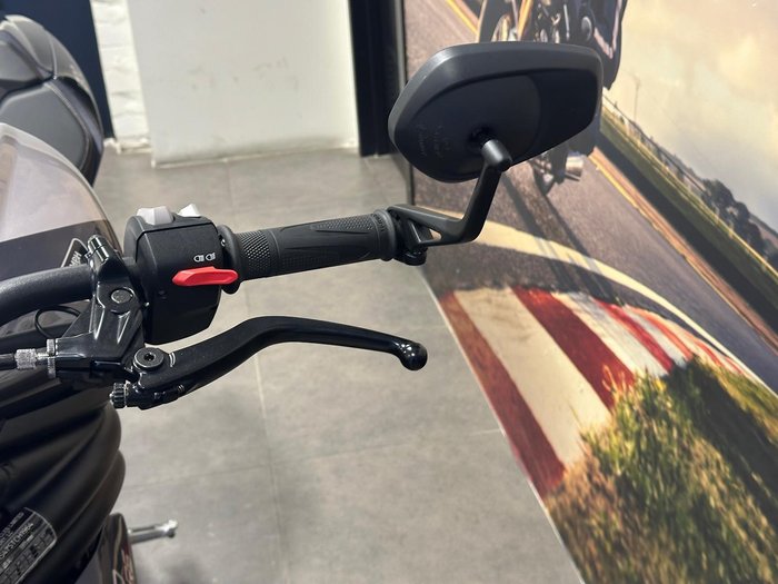 2025 Triumph Speed Triple RS 1200 Speed Triple Black