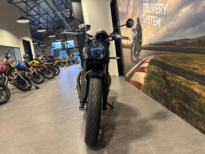 2025 Triumph Speed Twin 900 Speed Twin Silver