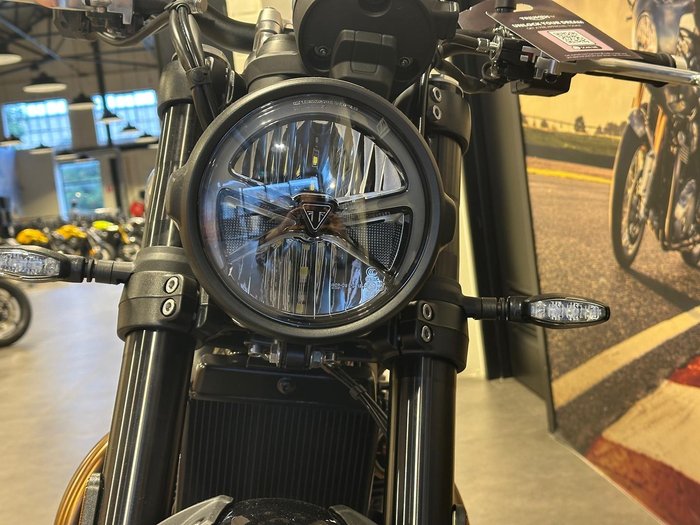 2025 Triumph Speed Twin 900 Speed Twin Silver