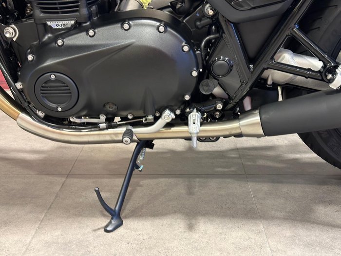 2025 Triumph Speed Twin 900 Speed Twin Silver