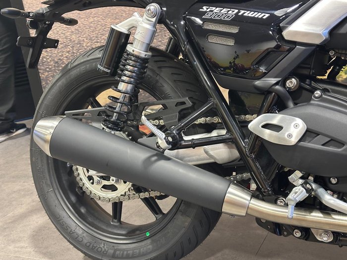 2025 Triumph Speed Twin 900 Speed Twin Silver