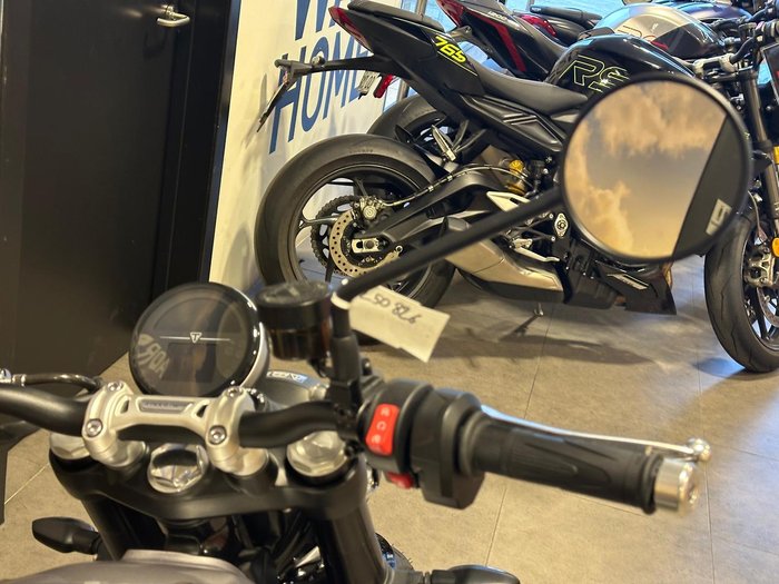 2025 Triumph Speed Twin 900 Speed Twin Silver