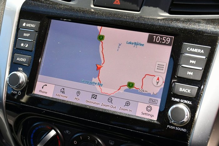 2022 Nissan Navara ST