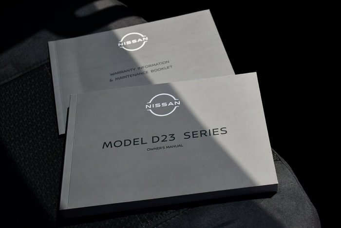 2022 Nissan Navara ST