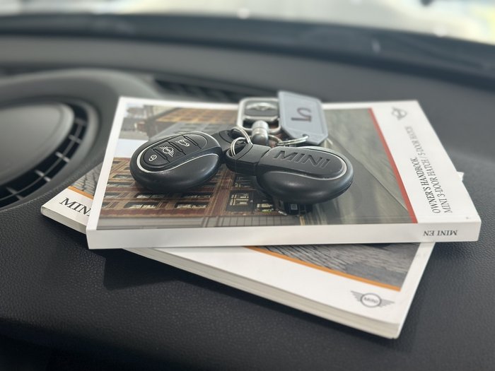 2018 MINI Hatch Cooper