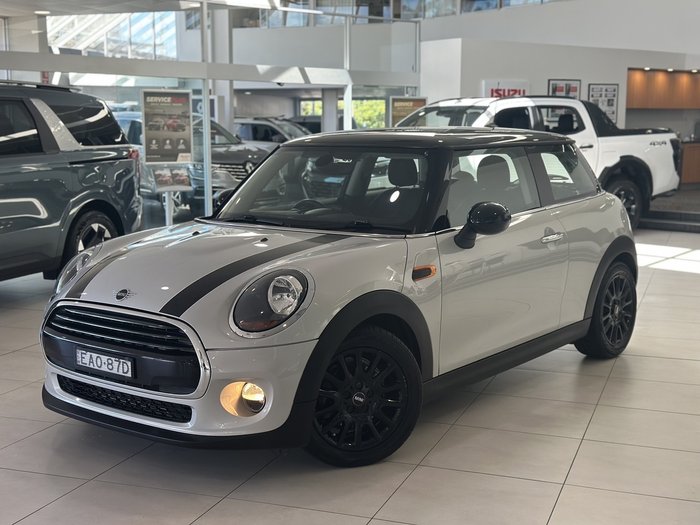 2018 MINI Hatch Cooper