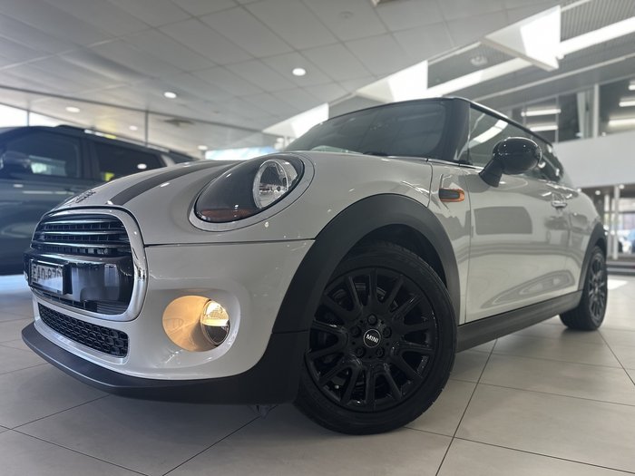 2018 MINI Hatch Cooper
