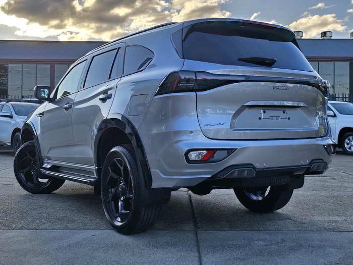 2025 Isuzu MU-X X-TERRAIN