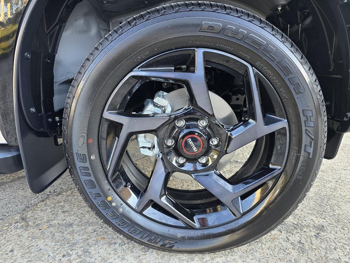 2025 Isuzu MU-X X-TERRAIN