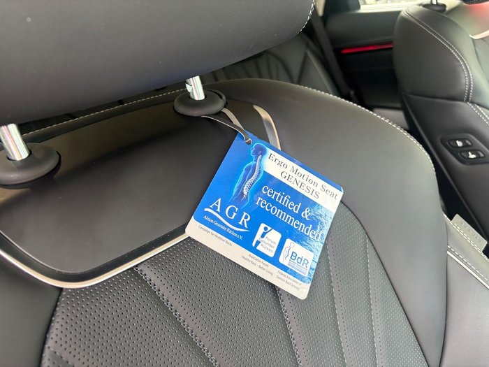 2024 Genesis GV70 2.5T SIGNATURE